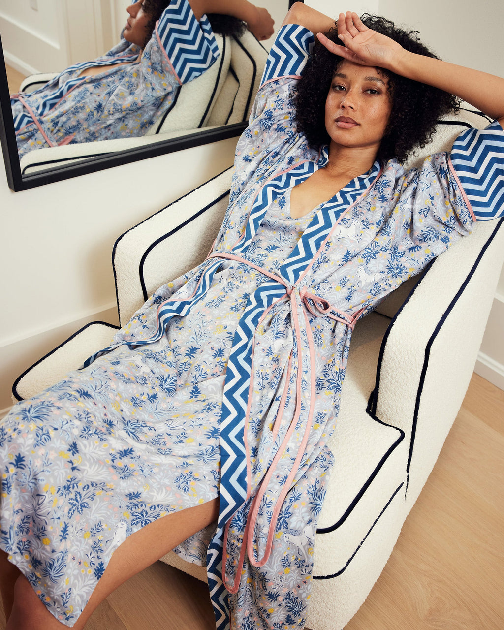 Unicorn's Garden - Satin Chic to Sleep Nightie and Satin Robe Set - Silver